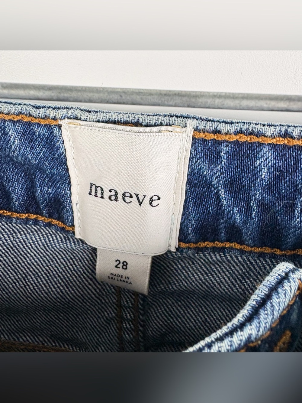 Anthropologie Maeve Strawberry Embroidered High Rise Wide Leg Jean Dark Blue 28 - Picture 5 of 9